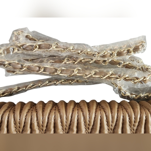 BCBG Quilted Crossbody Bag-Stone - Picture 7 of 10